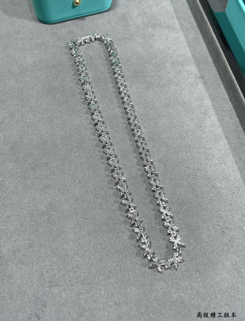 T*f*ny necklaces